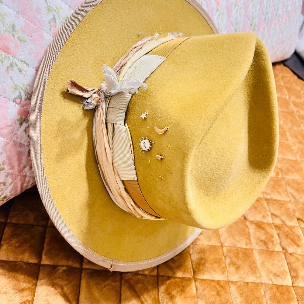 Chic Yellow Women's Hat with Celestial Accents sz 7